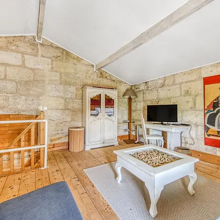 Holiday home Bel En Rouge *
