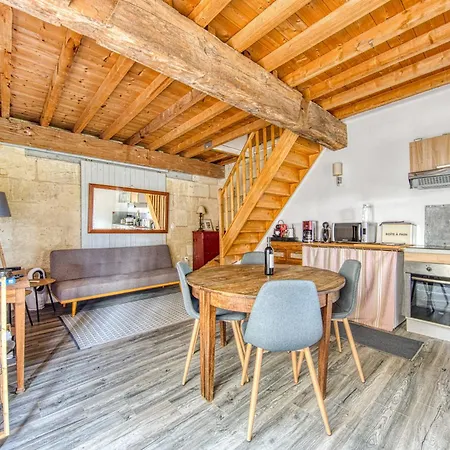 Holiday home Bel En Rouge Arveyres
