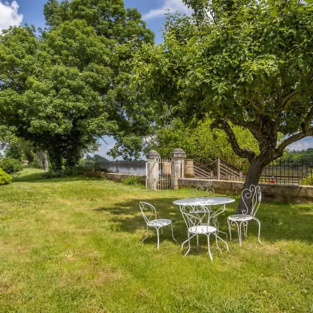 Bel En Rouge 阿尔韦尔